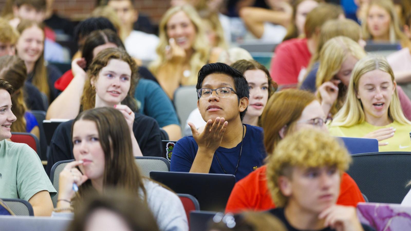 Students in large course